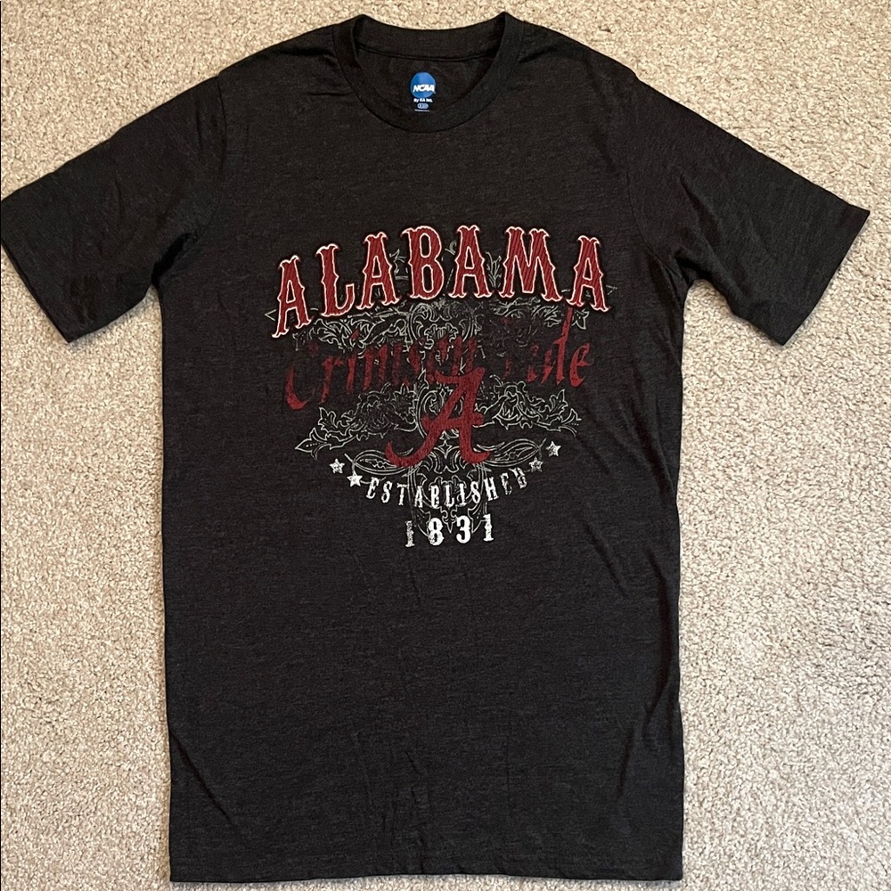 Vintage Alabama Crimson Tide Black Graphic  T-Shirt size S NCAA by KA Inc